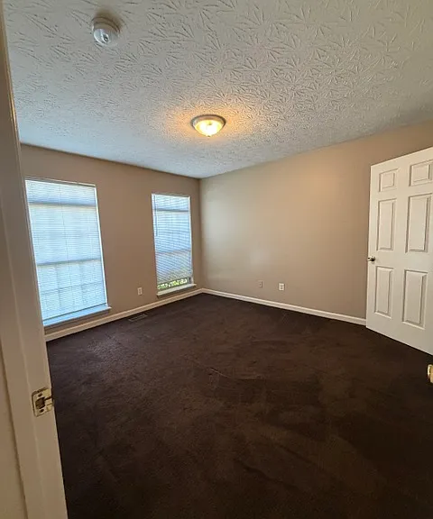 204 Christa Ln — Photo 5