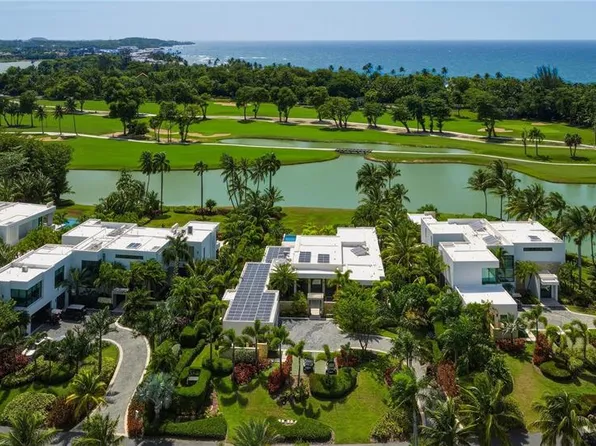14 EAST BEACH, DORADO, PR 00646
