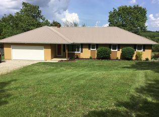 3301 State Highway B, Marshfield, MO 65742