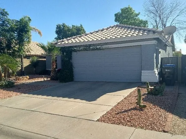 2933 E Hononegh Dr, Phoenix, AZ 85050