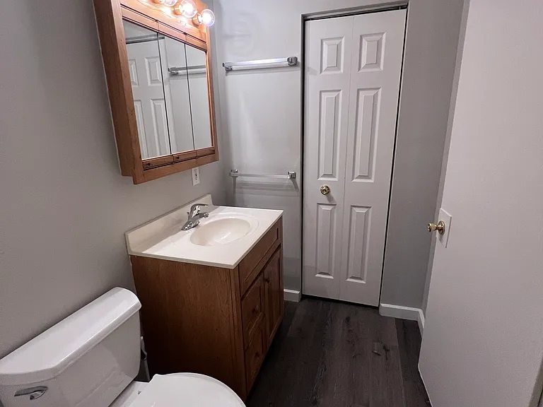 623 S Logan St — Photo 19