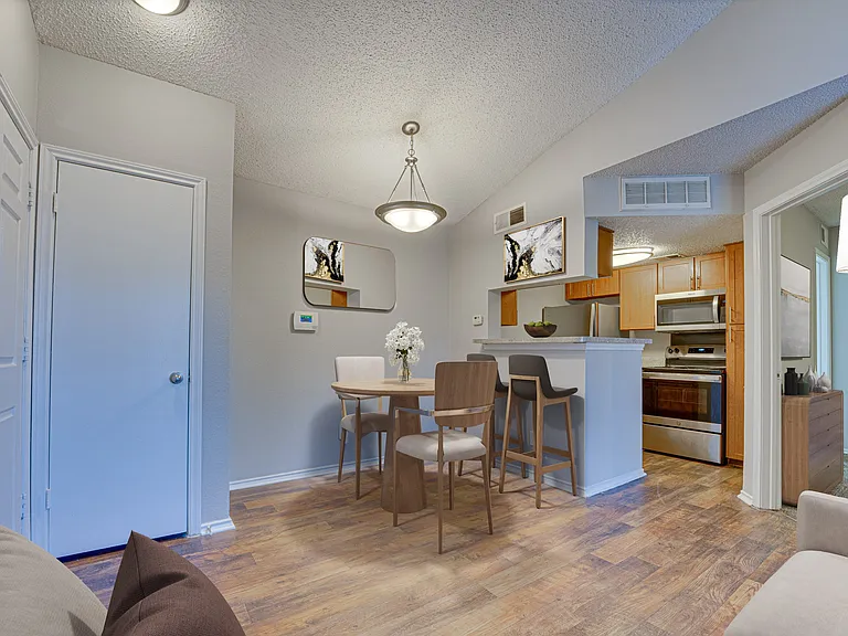 Timberglen Apartments — Photo 25