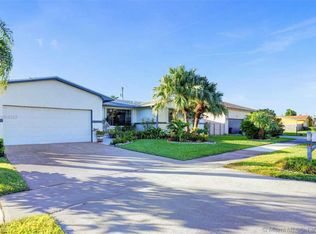 20210 SW 92nd Ave, Cutler Bay, FL 33189