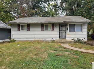 111 Roderick Dr, Saint Louis, MO 63137
