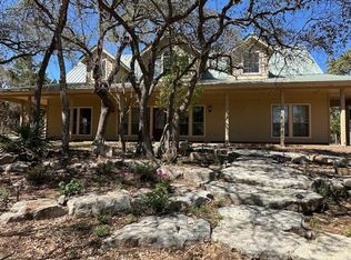 1761 Cottonwood Rd, Fischer, TX 78623