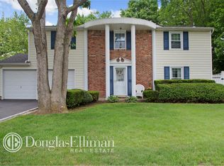 67 Hurtin St, Port Jefferson Station, NY 11776
