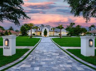 8262 Steeplechase Dr, Palm Beach Gardens, FL 33418