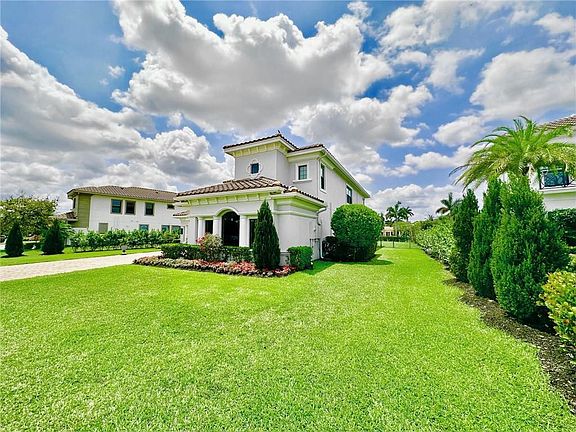 2nd image of 10390 Sweet Bay Court