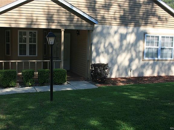 3rd image of 3614 N Laurelwood Loop