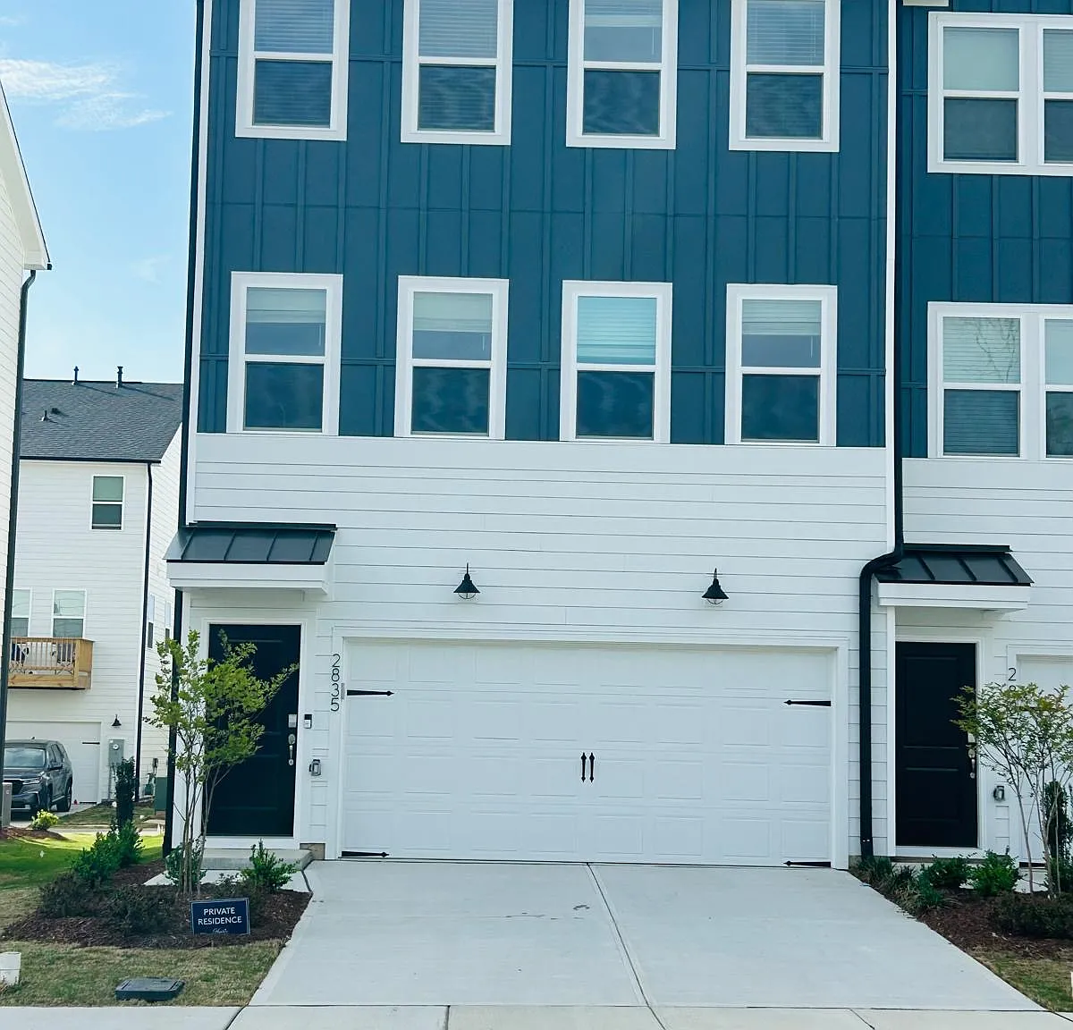 4 bed, 3.5 bath, 2156 sqft, $2,300 — Photo 2