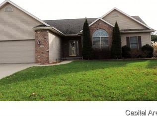 5104 Crane Dr, Springfield, IL 62711