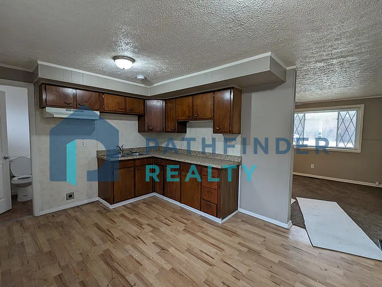 5350 Hoover Ave — Photo 10
