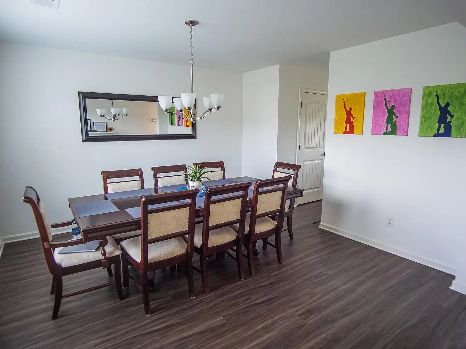 4 bed, 2.5 bath, 2150 sqft, $3,245 — Photo 2