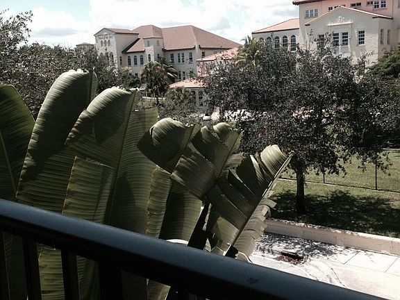 2nd image of 580 S Sapodilla Avenue #308