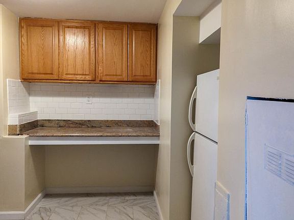 2nd image of 9930 Lawlor St