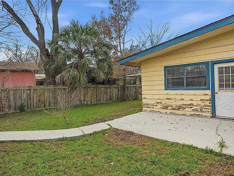 1321 Quail Ln #2 — Photo 3