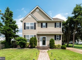 14 S Pennsylvania Ave, Blackwood, NJ 08012