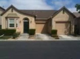 645 W Fontaine Ln, Clovis, CA