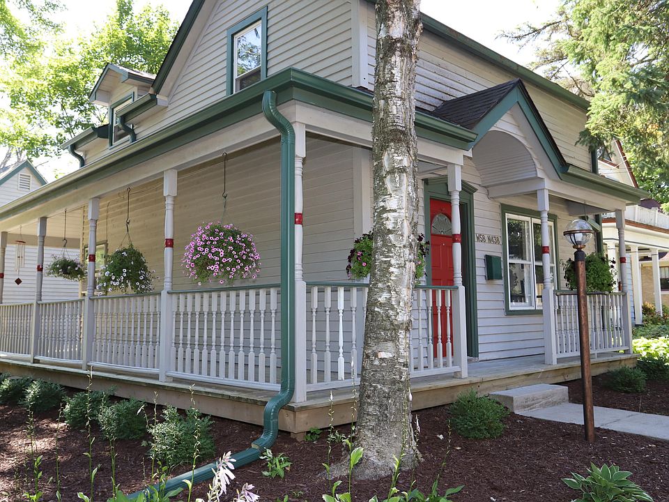 1st image of W58N438 Hilbert Ave