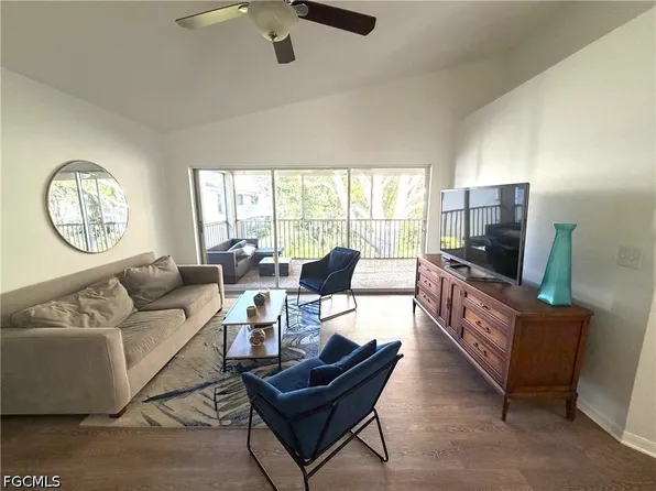 3740 Fieldstone Blvd #104, Naples, FL 34109