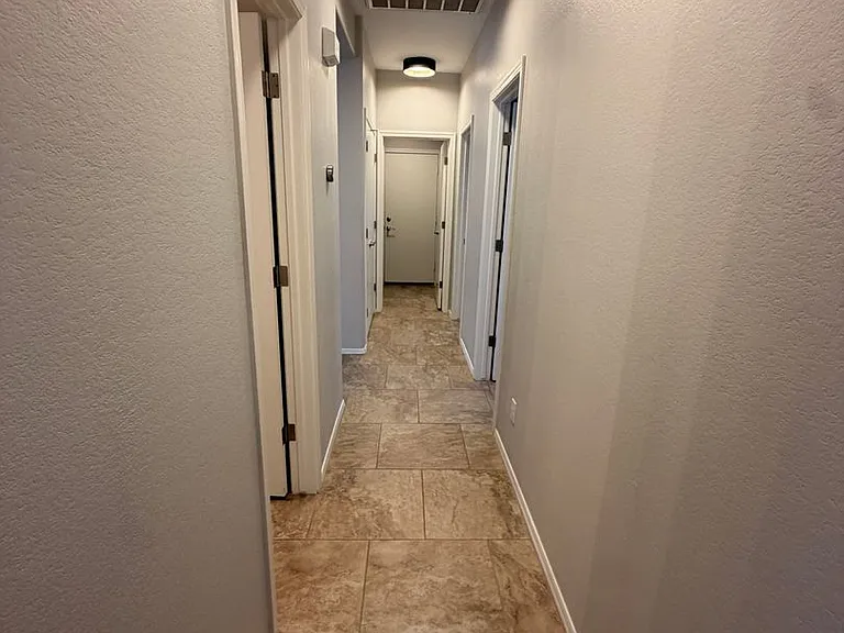 25027 N 40th Ln — Photo 6