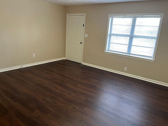 2nd image of 148 Fort Hudson Dr