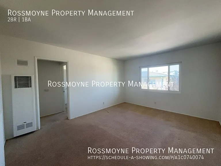 3342 1/4 Andrita St — Photo 2