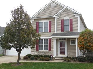 4882 Highland Place Ct, Richmond Heights, OH 44143