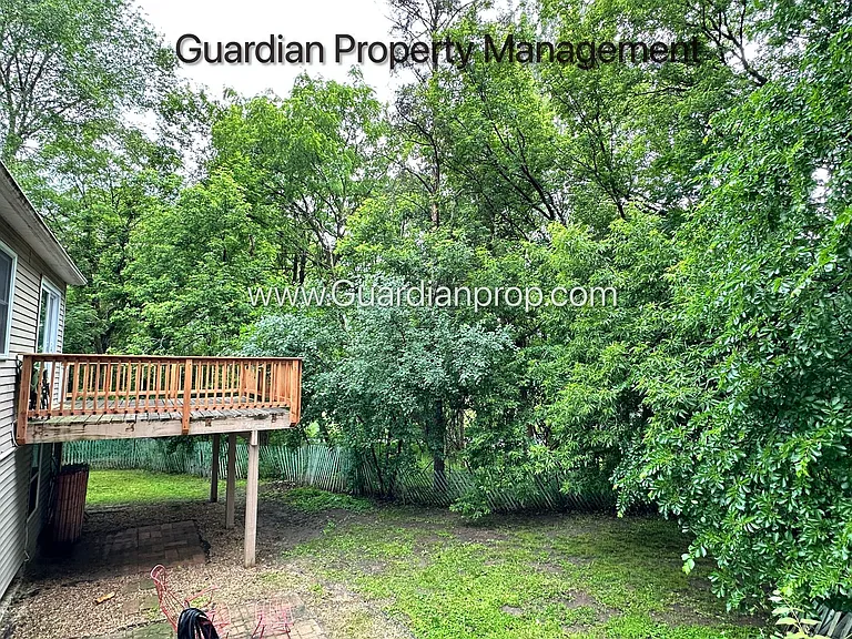 16720 Excelsior Blvd — Photo 3