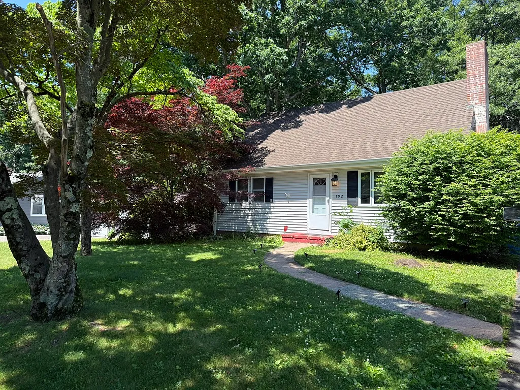 192 Highland Ave — Photo 1