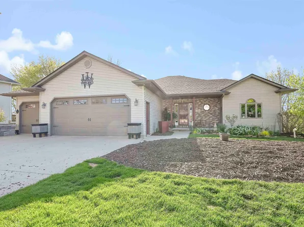 N439 Robinhood Dr, Sherwood, WI 54169