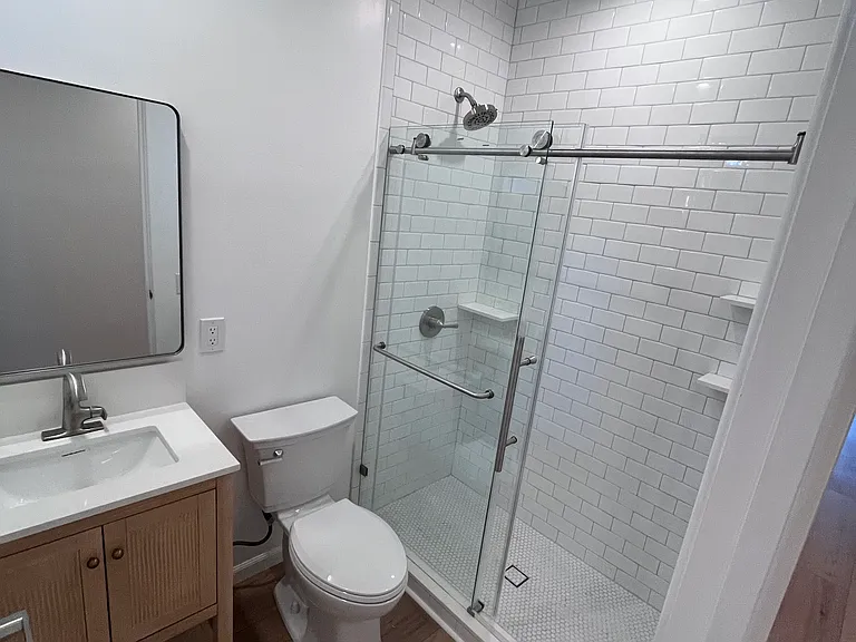 116 W Micheltorena St — Photo 7
