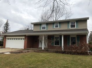 506 69th St, Darien, IL 60561