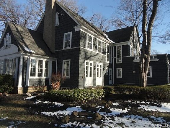 5th image of 475 College Ave