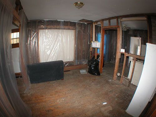 3rd image of 1045 14th Ave