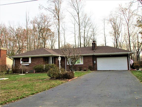 2nd image of 3704 Southwood Dr SE