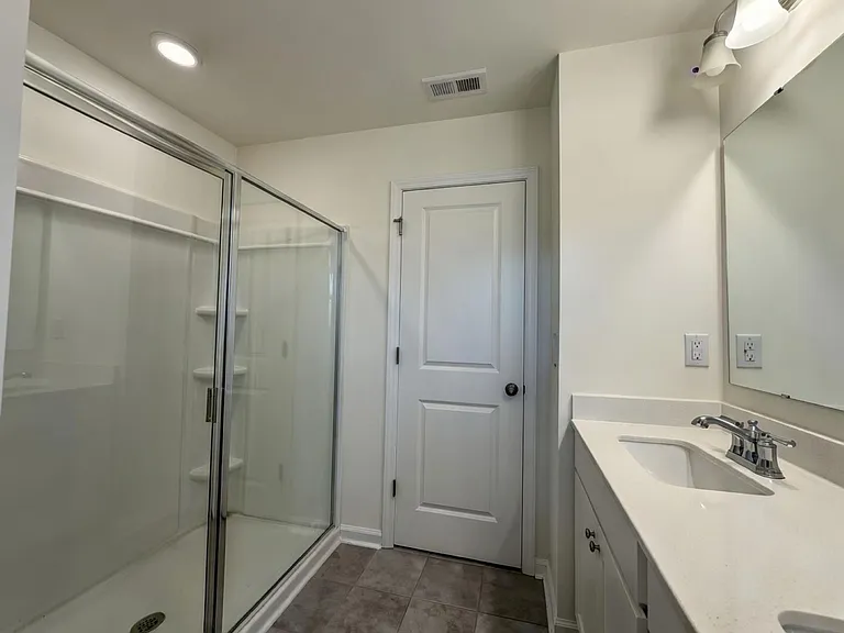 2867 Aubrey St — Photo 12