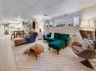 8569 141a St, Surrey, BC V3W0S3