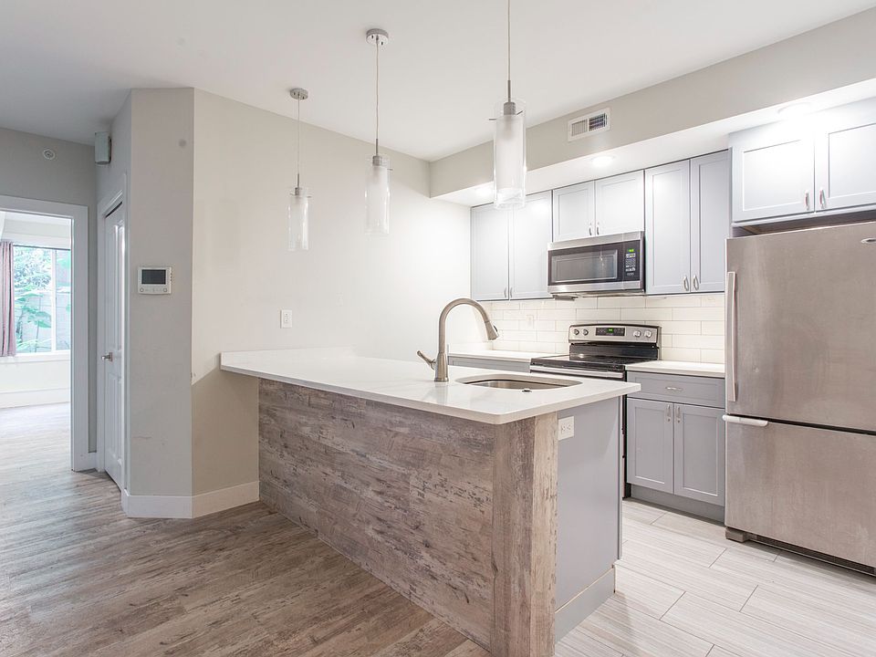 1st image of 1533-39 Parrish St #1A