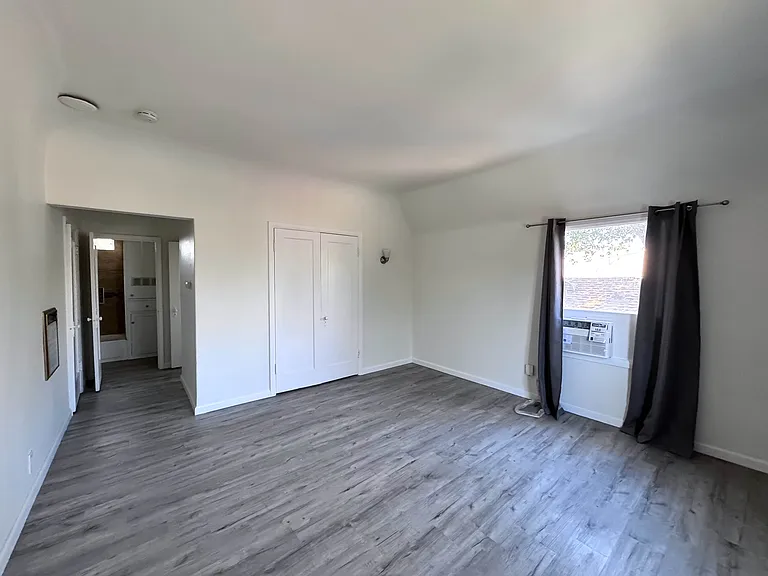 49 N Berkeley Ave #4 — Photo 7