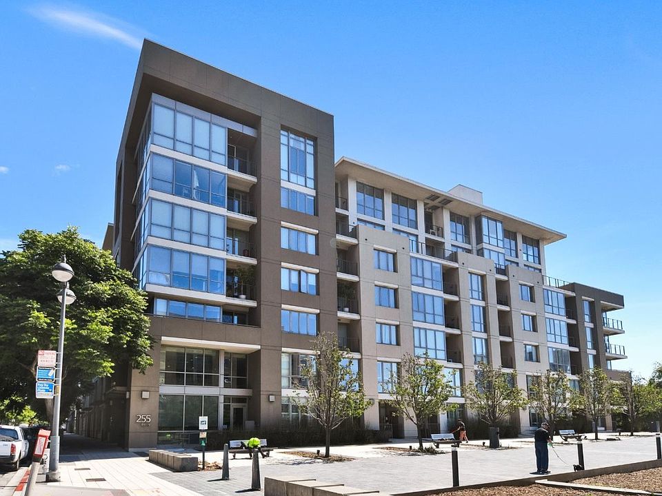 1st image of 255 Berry St APT 414