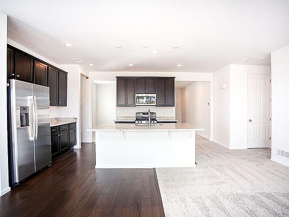4th image of 9715 Aberdale Ct