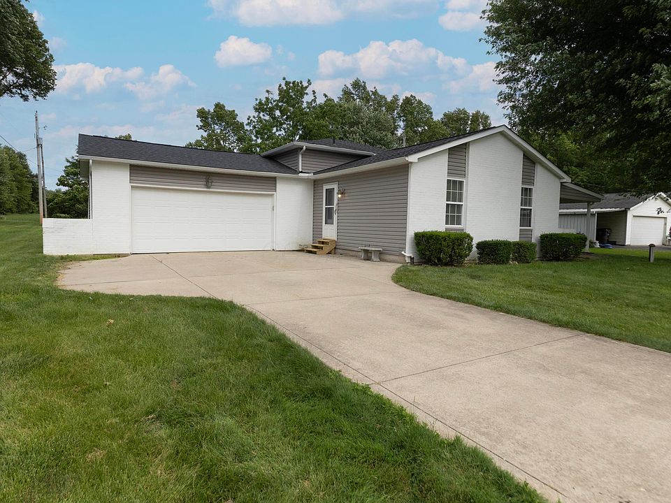 1st image of 56 Arbor Ln SW
