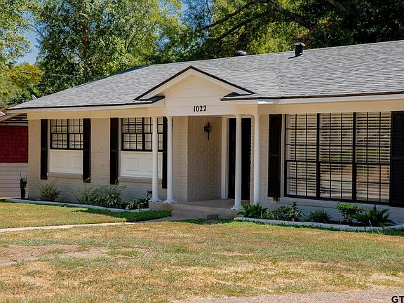 2nd image of 1022 Beechwood Dr