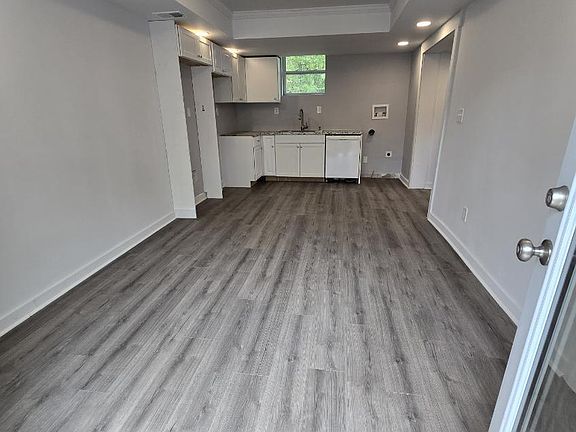 2nd image of 1895 Stockton St APT 4