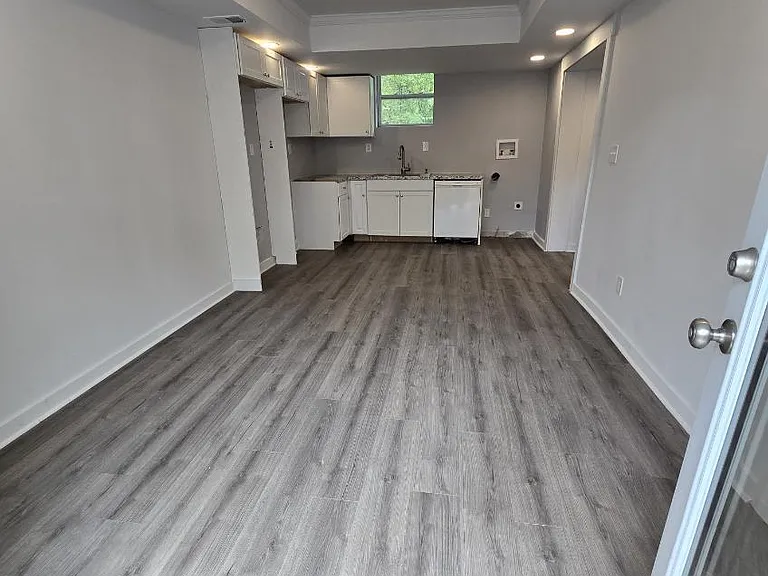 1895 Stockton St #4 — Photo 2