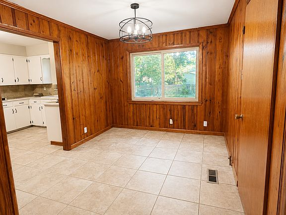 5th image of 1116 Parkway Dr