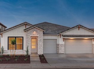 935 S Talus Way, Madera, CA 93636