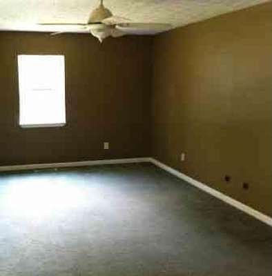 4th image of 3725 King Dr