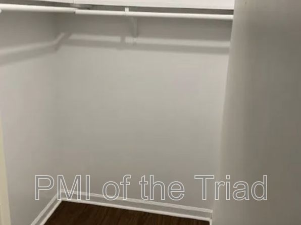 1600 Oak Croft Ct APT A
